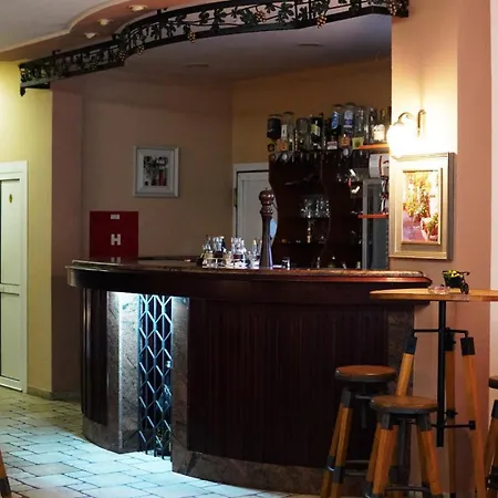 Ivankovic Hotel Buna