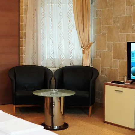 Hotel Ivankovic 3*